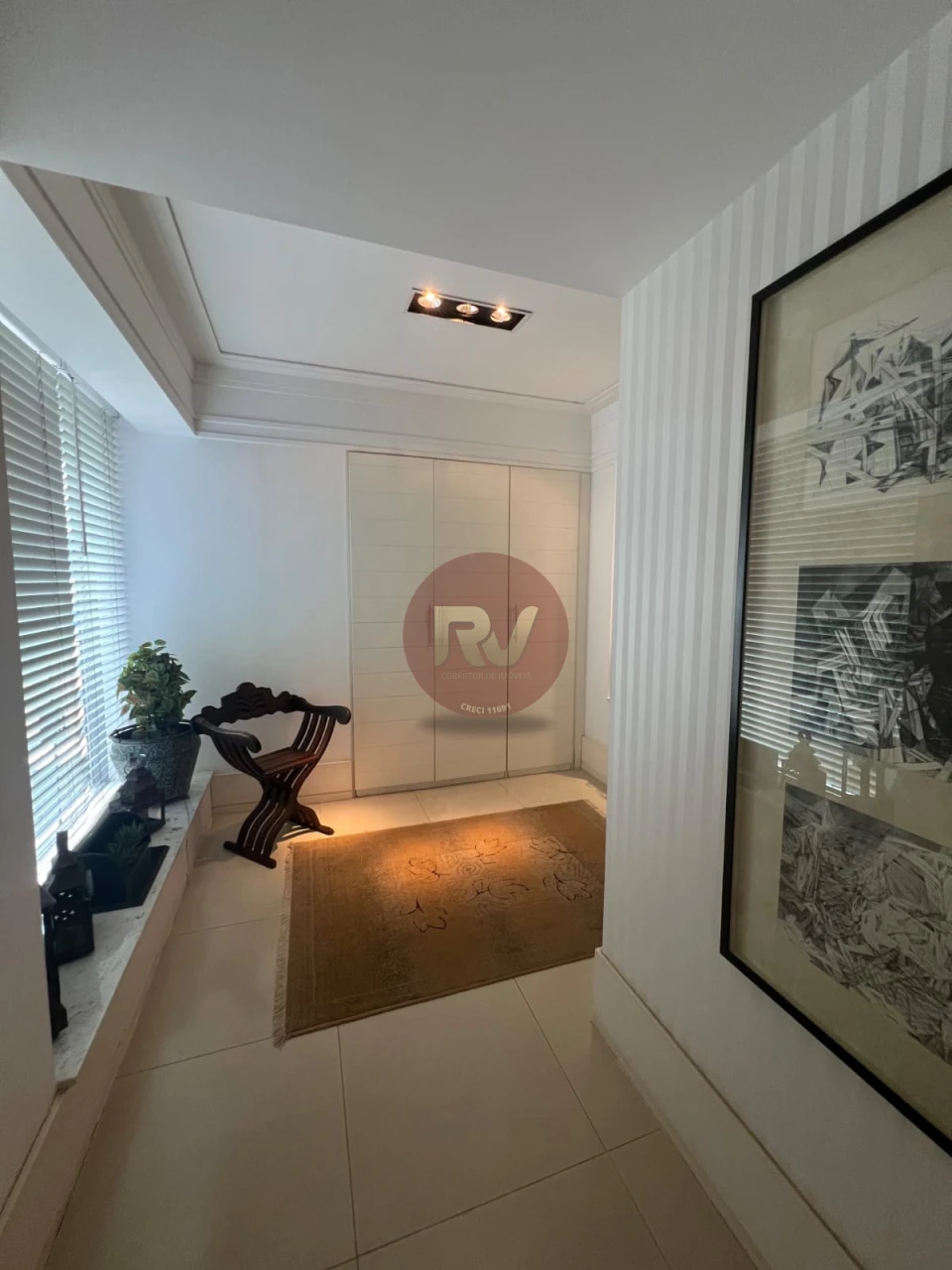 Imagens do imóveis COBERTURA EDIFICIO LONDON LAKE - R$ 3.300.000,00 - 04 Suítes, 04 grs + Box