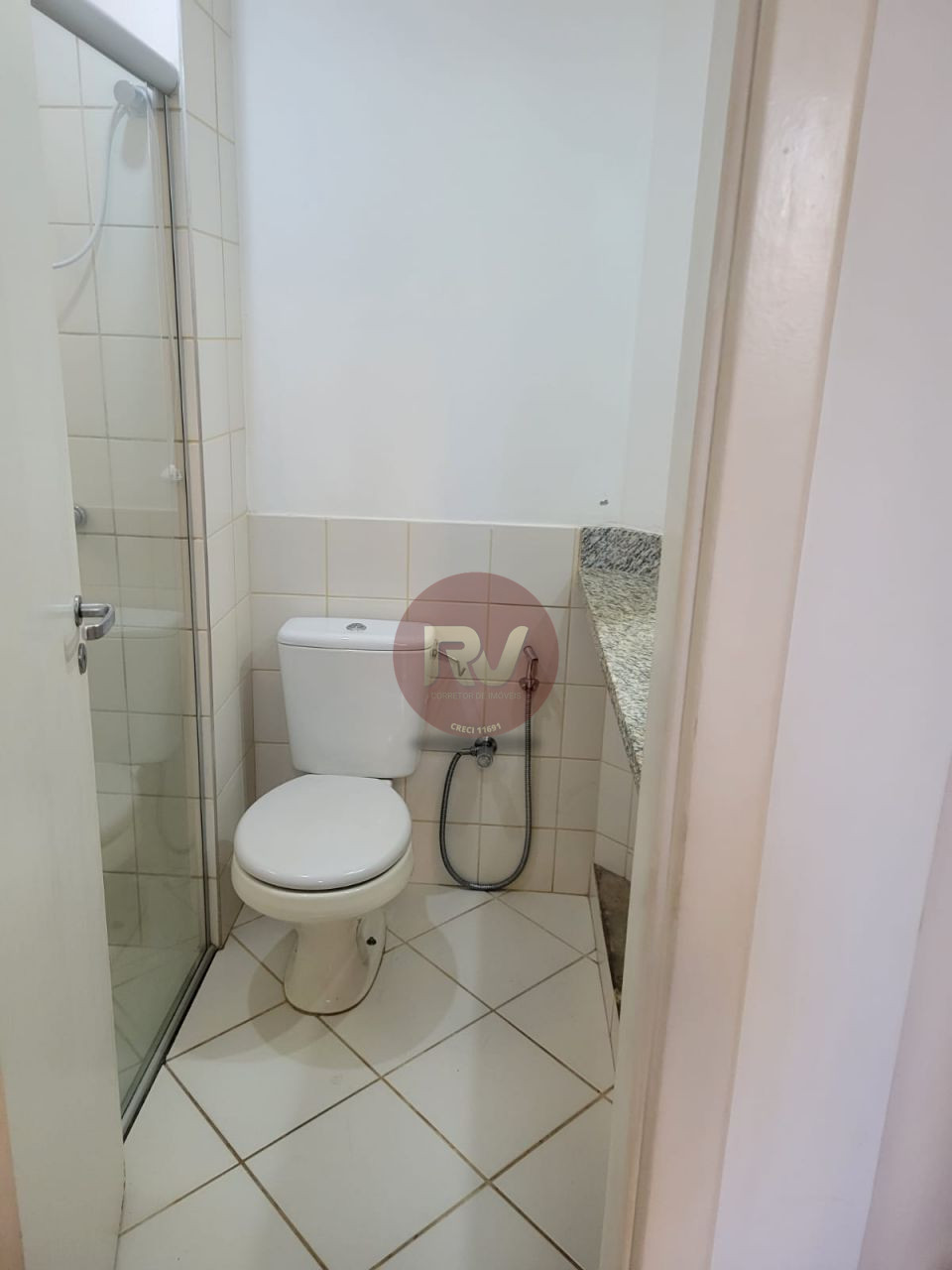 Imagens do imóveis EDIFICIO PORTAL DO LAGO - GLEBA PALHANO - ALUGA - R$ 3.300,00