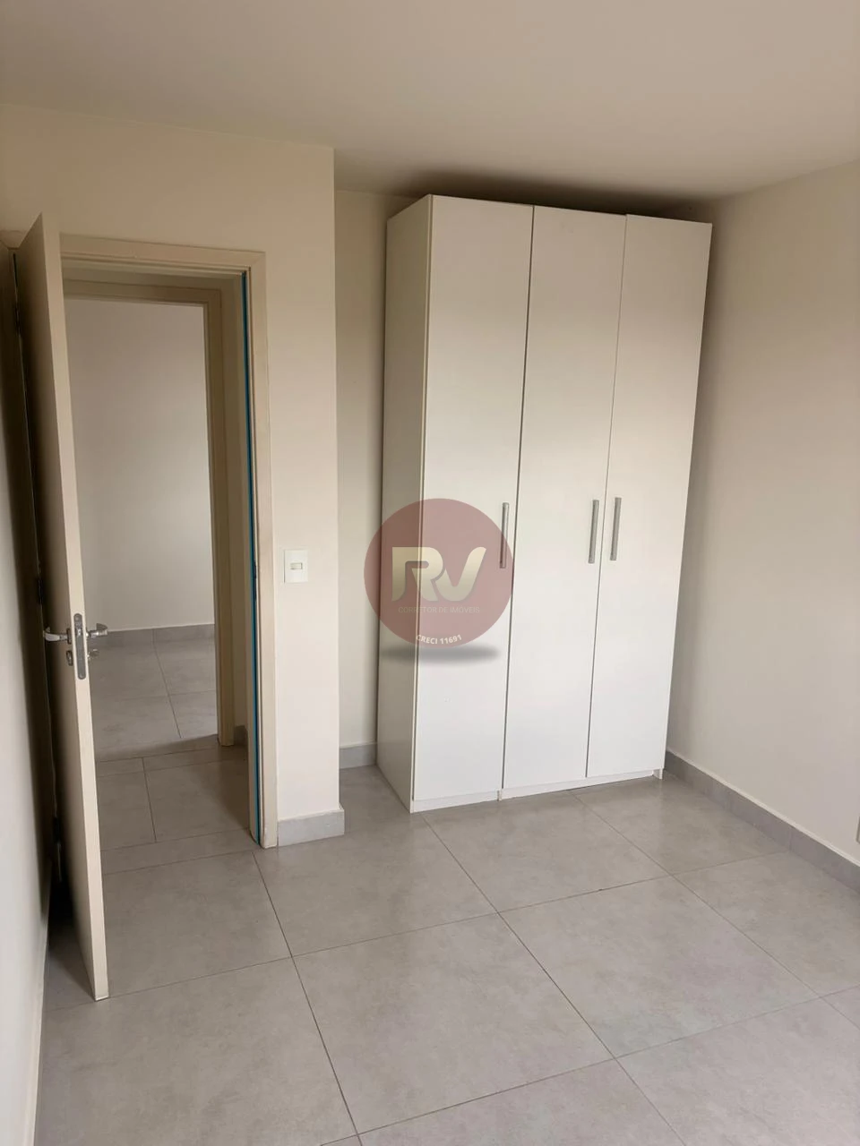 Imagens do imóveis EDIFÍCO RESIDENCIAL TAPUIAS - VENDA - R$ 275.000,00 - Aceita Permuta por terreno - 03 Quartos
