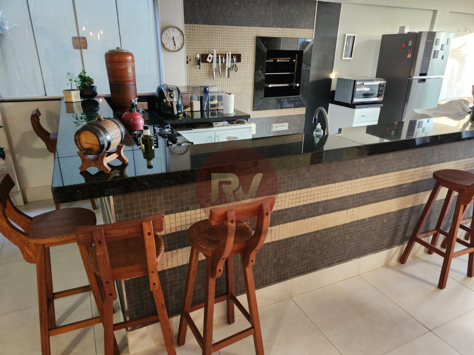 CASA - RUA LINDÓIA - BAIRRO AMARO - R$ 900.000,00