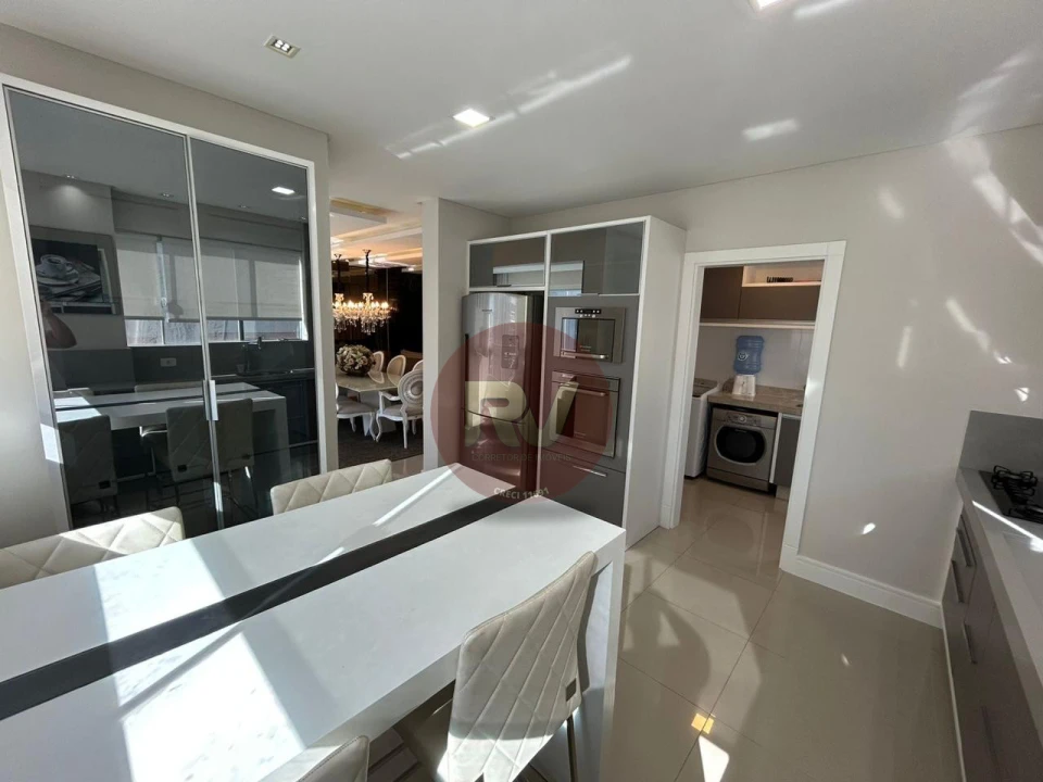 Imagens do imóveis EDIFÍCIO RESIDENCIAL LA MUSIQUE - R$ 2.350.000,00 - MEIA PRAIA - ITAPEMA - SC