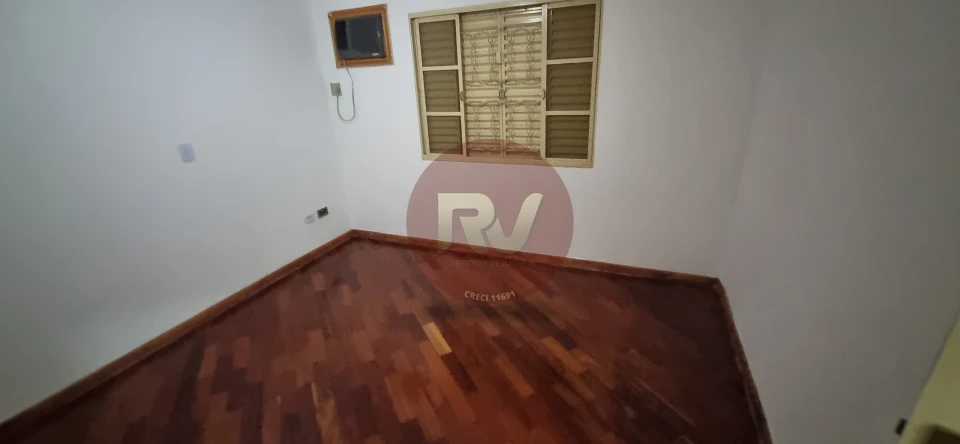 Imagens do imóveis R$ 4.500,00 - LOCAÇÃO - CASA TÉRREA - 04 Quartos , Piscina e churrasqueira