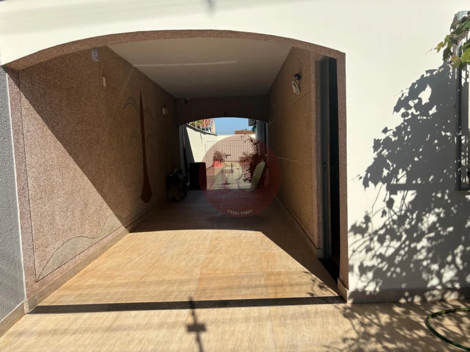 Imagens do imóveis CASA Á VENDA - BAIRRO VITÓRIA  REGIA - AO LADO DO AEROPORTO - R$ 595.000,00