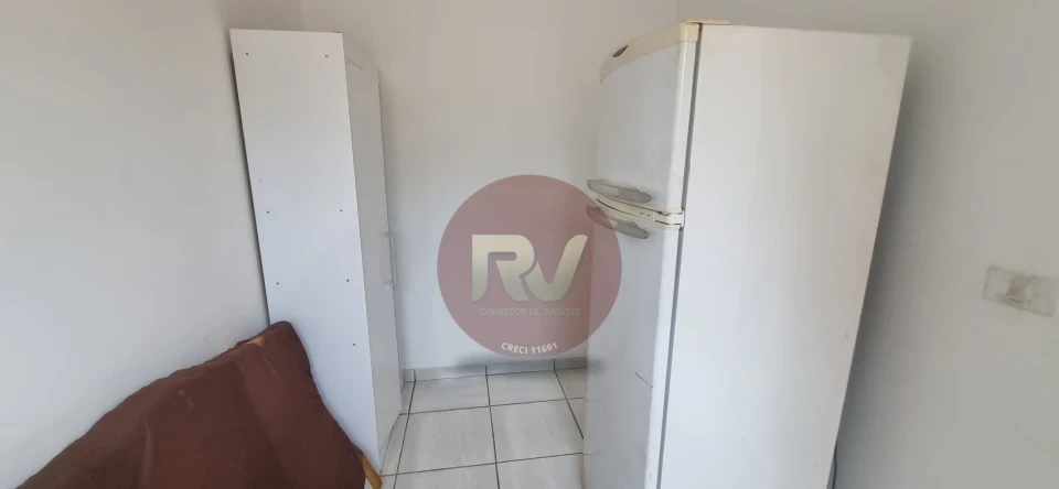 Imagens do imóveis LOCAÇÃO-R$4.500,00- BARRACÃO ABERTO 300,00m2 (escritório)+ 700,00m2 terreno - Conj. Parigot Souza 3