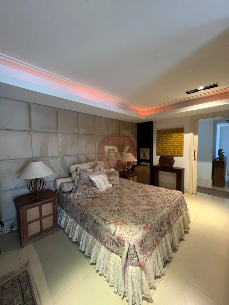 Imagens do imóveis COBERTURA EDIFICIO LONDON LAKE - R$ 3.300.000,00 - 04 Suítes, 04 grs + Box
