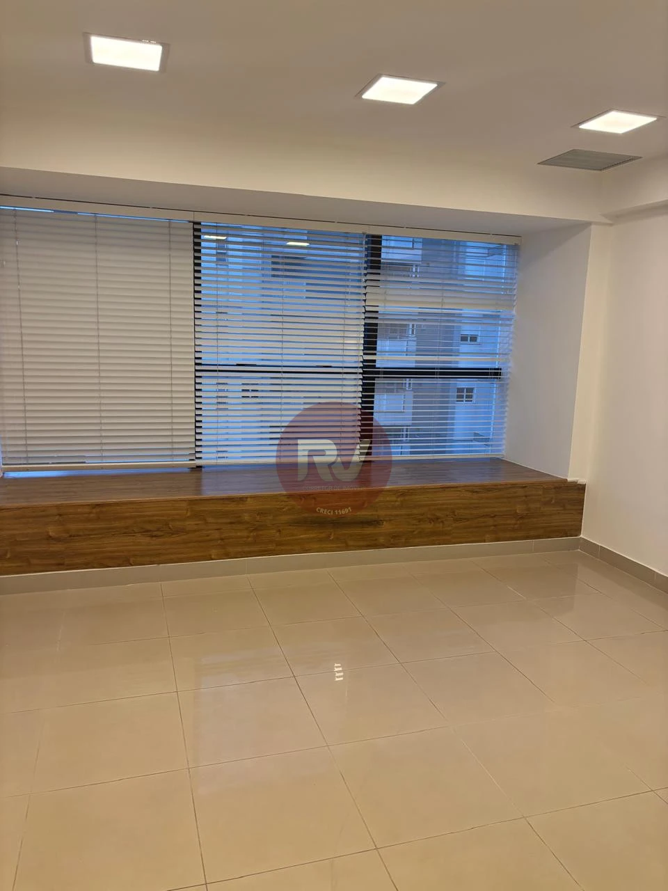 EDIFÍCIO COMERCIAL GENÉVE - R$17.000,00 - LOCAÇÃO