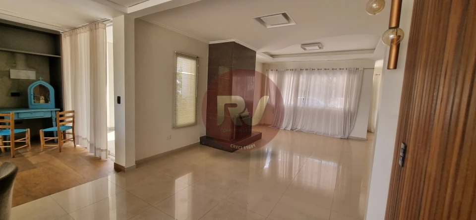 CONDOMÍNIO ROYAL TENNIS - R$ 15.000,00 - LOCAÇÃO