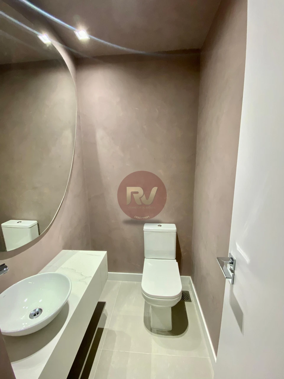 EDIFÍCIO HAUSE - GLEBA PALHANO - R$ 1.900.000,00