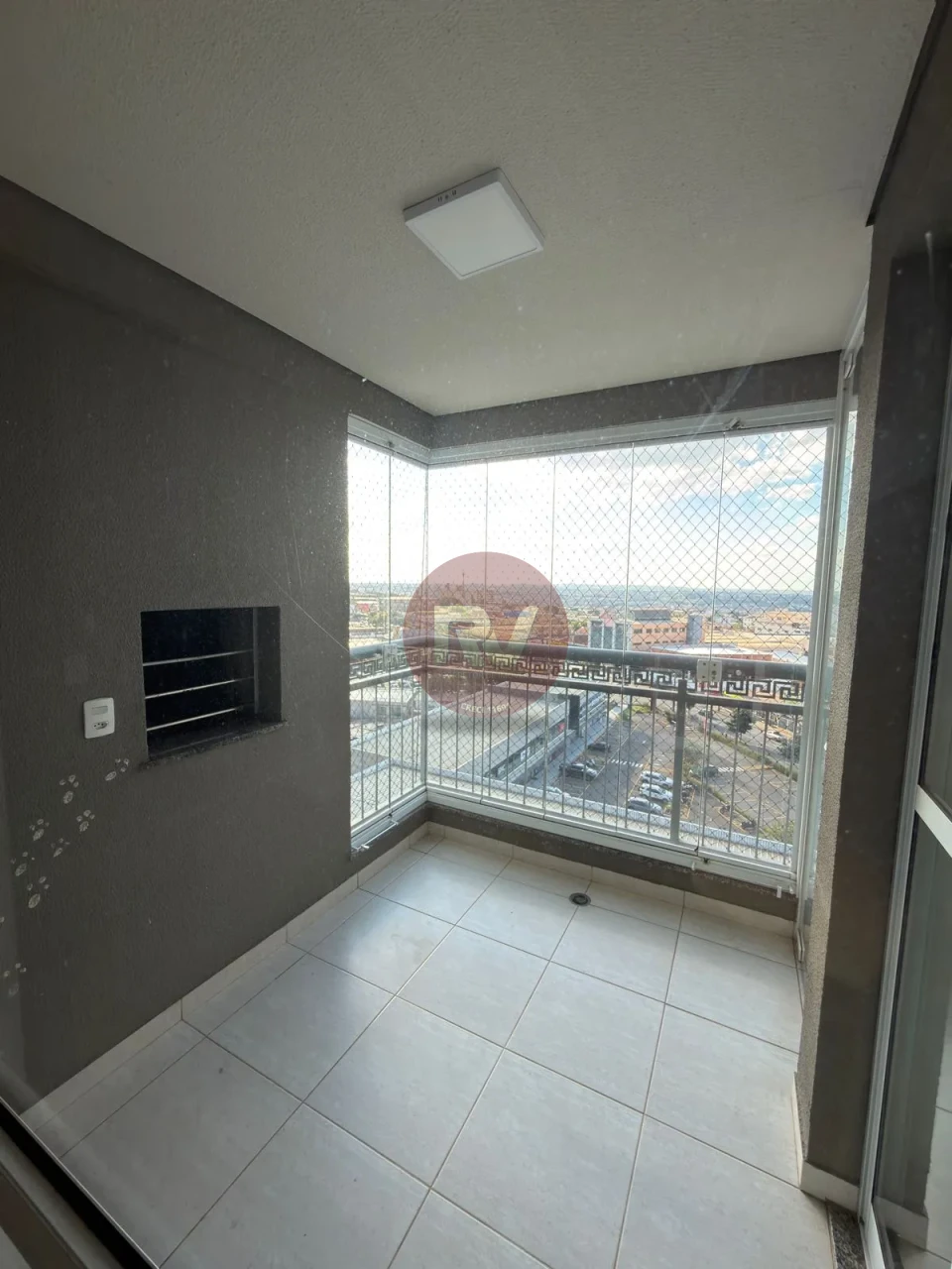 Imagens do imóveis EDIFÍCIO SPOT CENTRO RESIDENCE - LOCAÇÃO - R$ 2.800,00 + CONDOMÍNIO - 02 QUARTOS