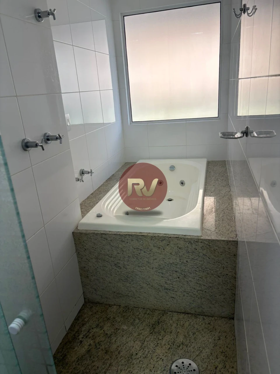 Imagens do imóveis Edifício Casa Milá - Locação - R$ 5.200,00 ou Venda - R$ 1.100.000,00