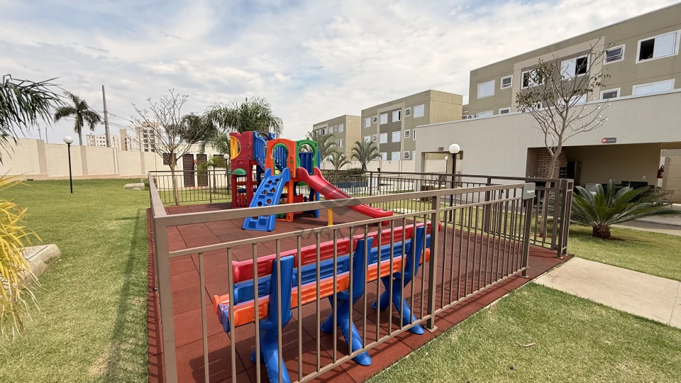 Apartamento à Venda no Condomínio Laguna Malagá