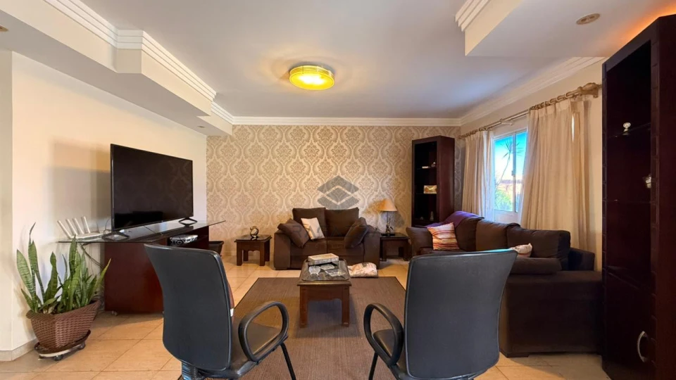 Imagens do imóveis Casa em Condomínio Fechado à Venda na Zona Leste de Londrina