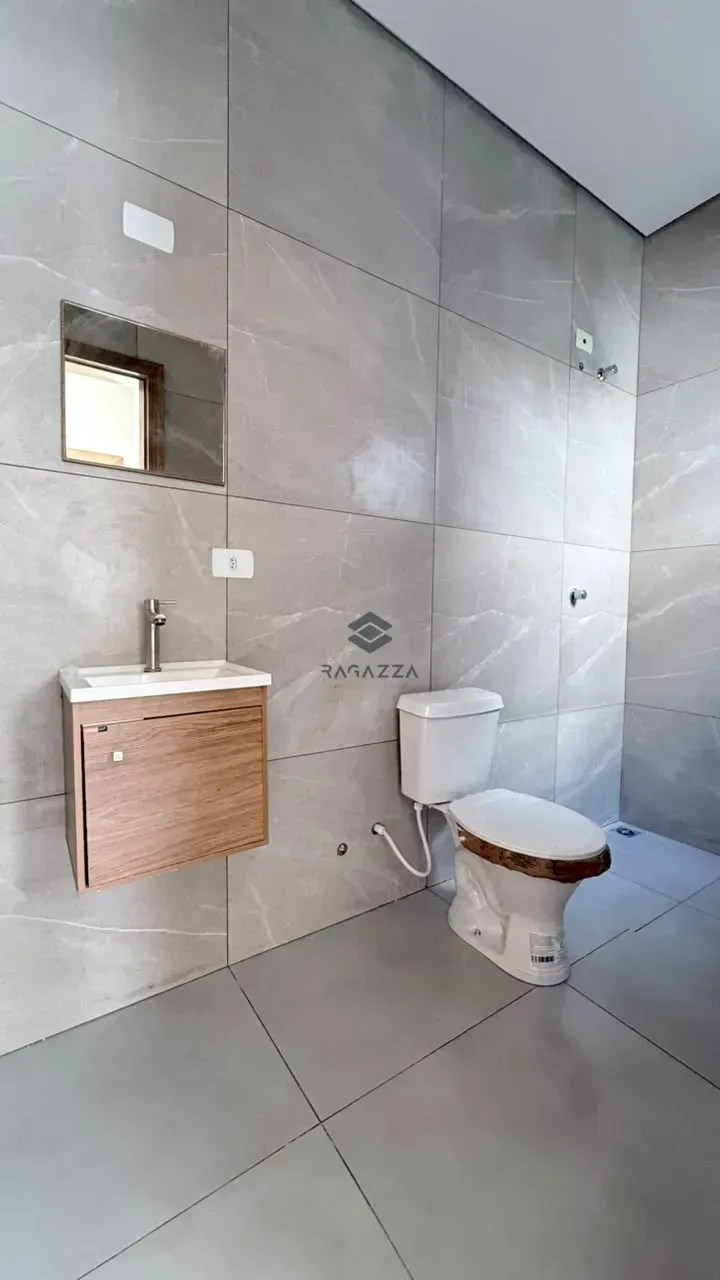 Imagens do imóveis Casas Geminadas à venda