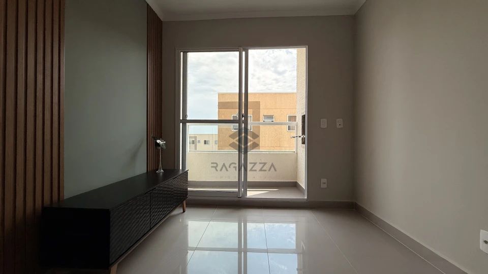 Apartamento à Venda no Condomínio Laguna Malagá