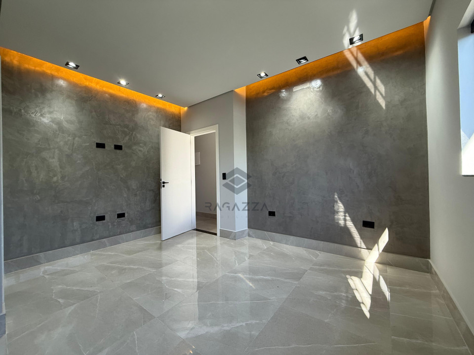 CASA NOVA À VENDA NO JARDIM TENERIFE – CONFORTO E ELEGÂNCIA!