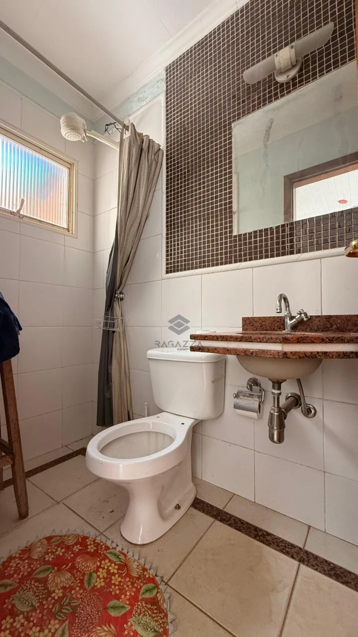 Imagens do imóveis Casa em Condomínio Fechado à Venda na Zona Leste de Londrina