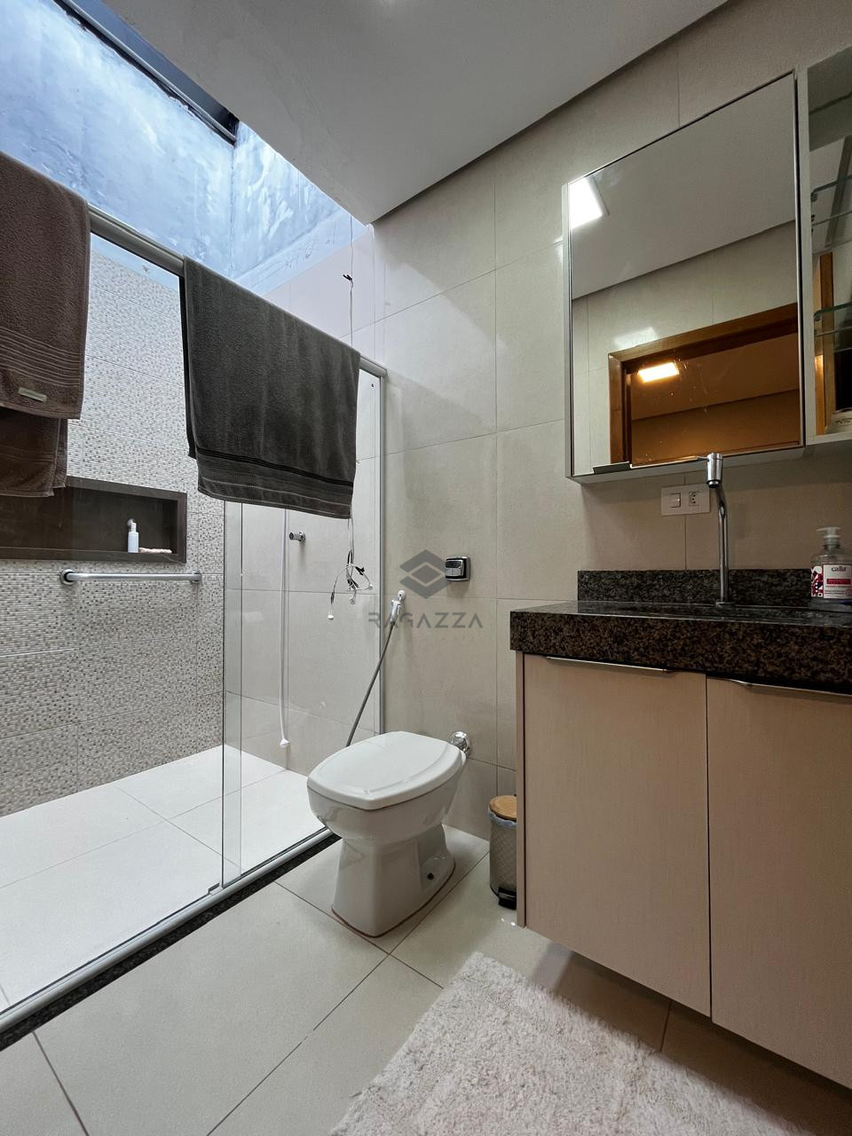 Imagens do imóveis Casa à venda na zona leste, Londrina, PR