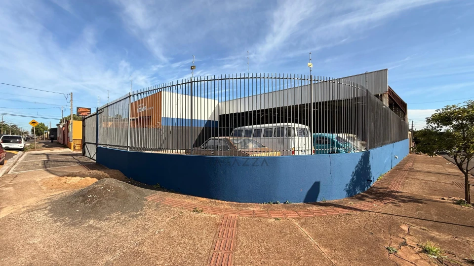 Imagens do imóveis Oportunidade Única! Oficina Mecânica Completa – Venda ou Arrendamento