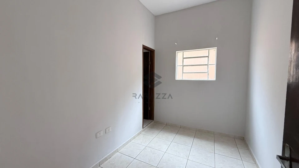 Imagens do imóveis CASA COMPLETA PARA LOCAÇÃO – BAIRRO BANCÁRIOS