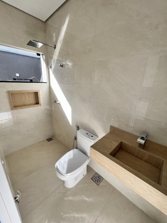 Imagens do imóveis Sobrado à venda em condomínio no Parque Tauá, Gleba Simon Frazer, Londrina, PR