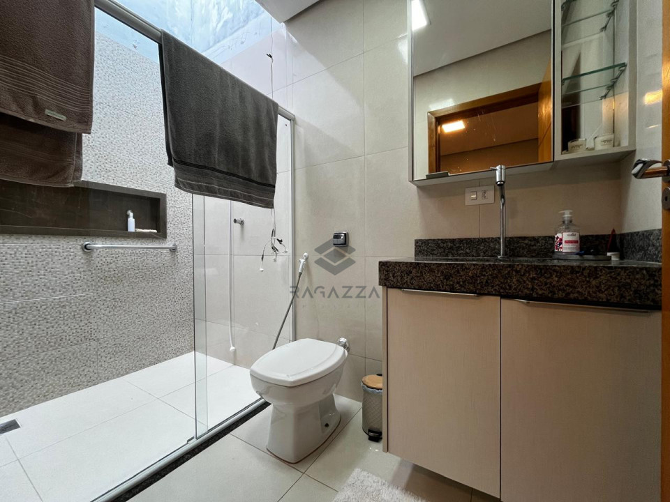 Imagens do imóveis Casa à venda na zona leste, Londrina, PR