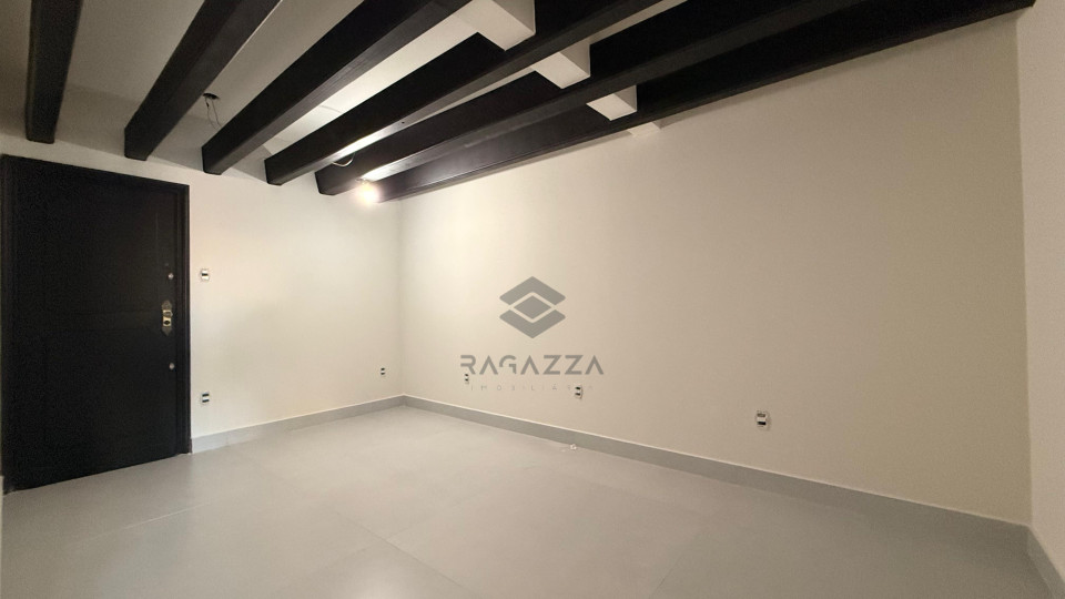 Apartamento Reformado no Centro de Londrina – 155 m² de Conforto e Estilo!