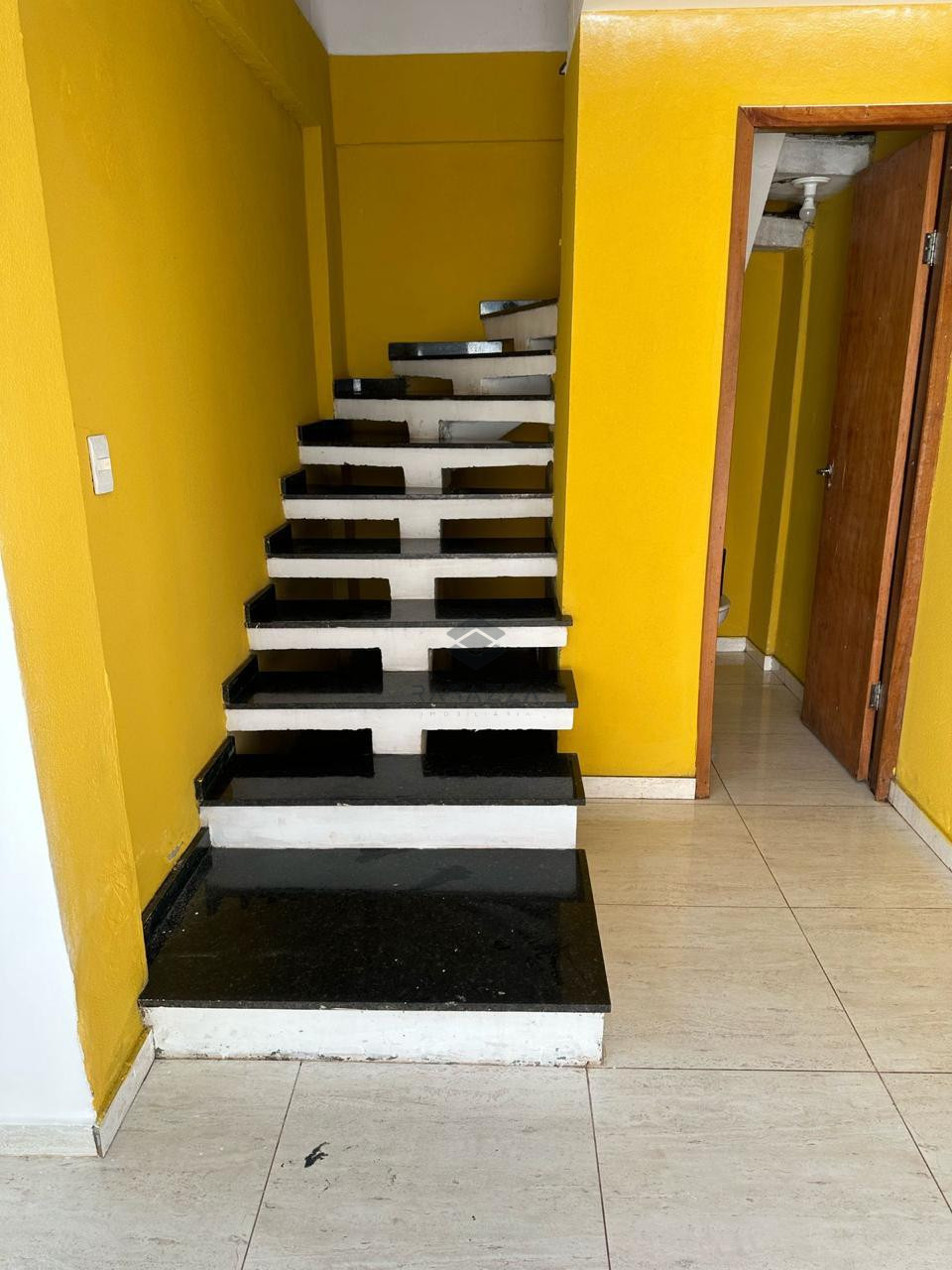 SOBRADO à venda no Jardim Maria Luiza, Londrina