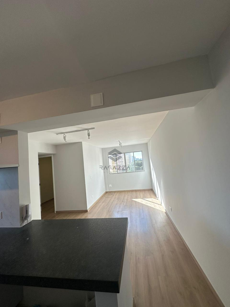 APARTAMENTO À VENDA NA GLEBA PALHANO - CONDOMÍNIO RESIDENCIAL DO LAGO II