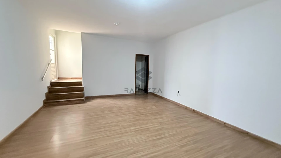 Imagens do imóveis CASA COMPLETA PARA LOCAÇÃO – BAIRRO BANCÁRIOS
