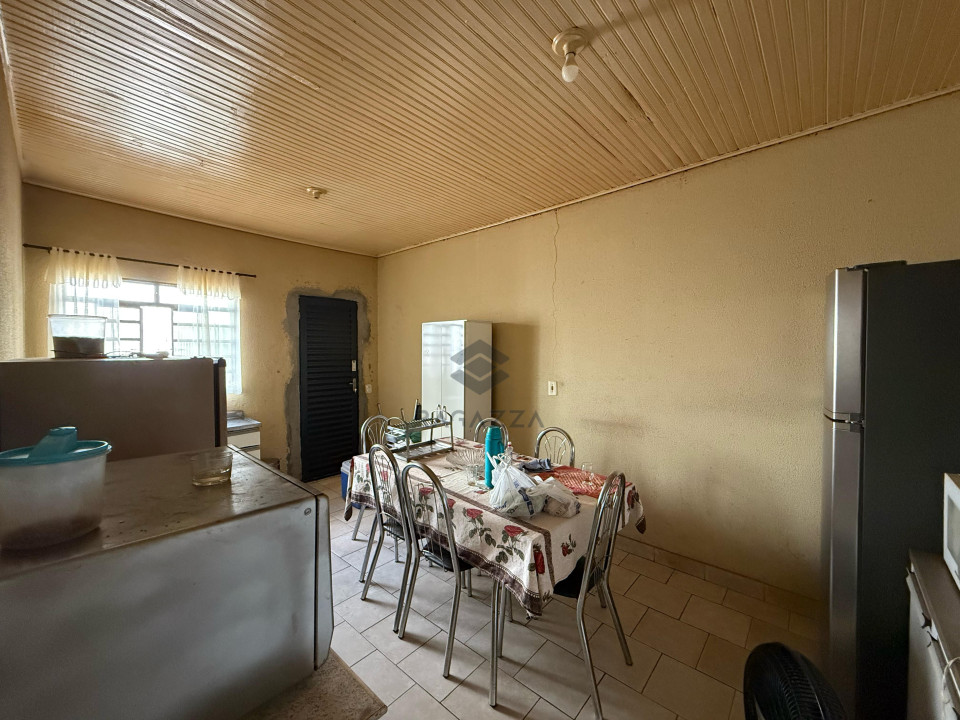 Casa à venda na região Oeste de Londrina