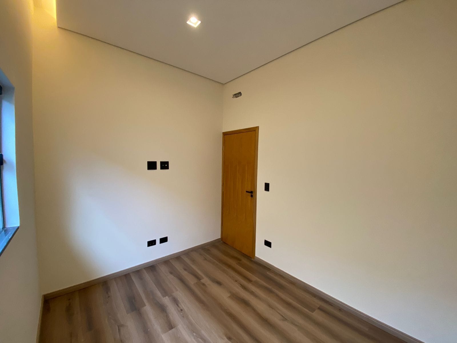 Imagens do imóveis Casa padrão à Venda, Tarobá, Londrina, PR