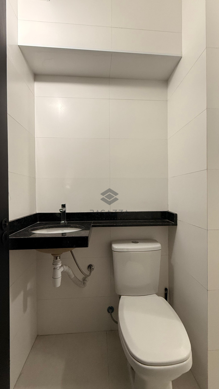Apartamento Reformado no Centro de Londrina – 155 m² de Conforto e Estilo!