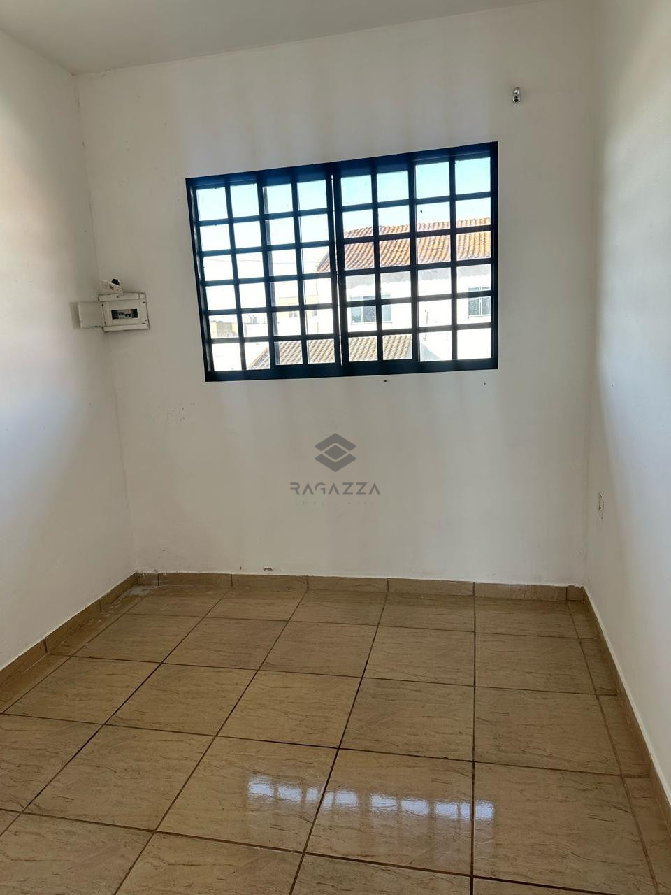 SOBRADO à venda no Jardim Maria Luiza, Londrina