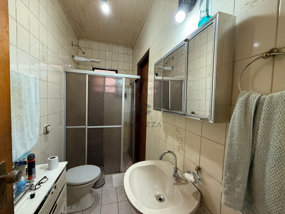 Casa à venda na região Oeste de Londrina