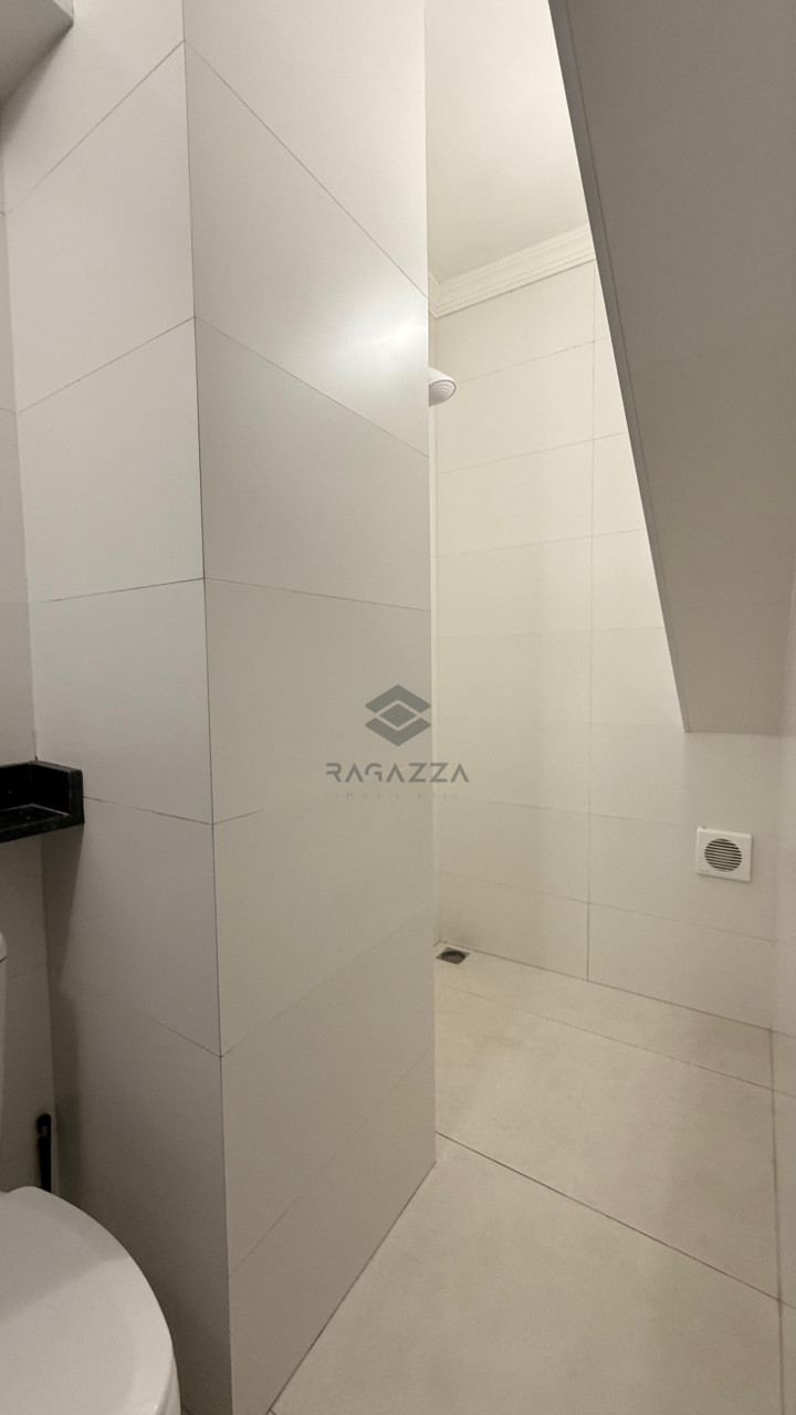 Apartamento Reformado no Centro de Londrina – 155 m² de Conforto e Estilo!