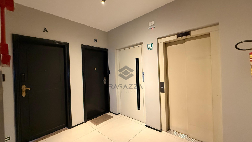 Apartamento Reformado no Centro de Londrina – 155 m² de Conforto e Estilo!