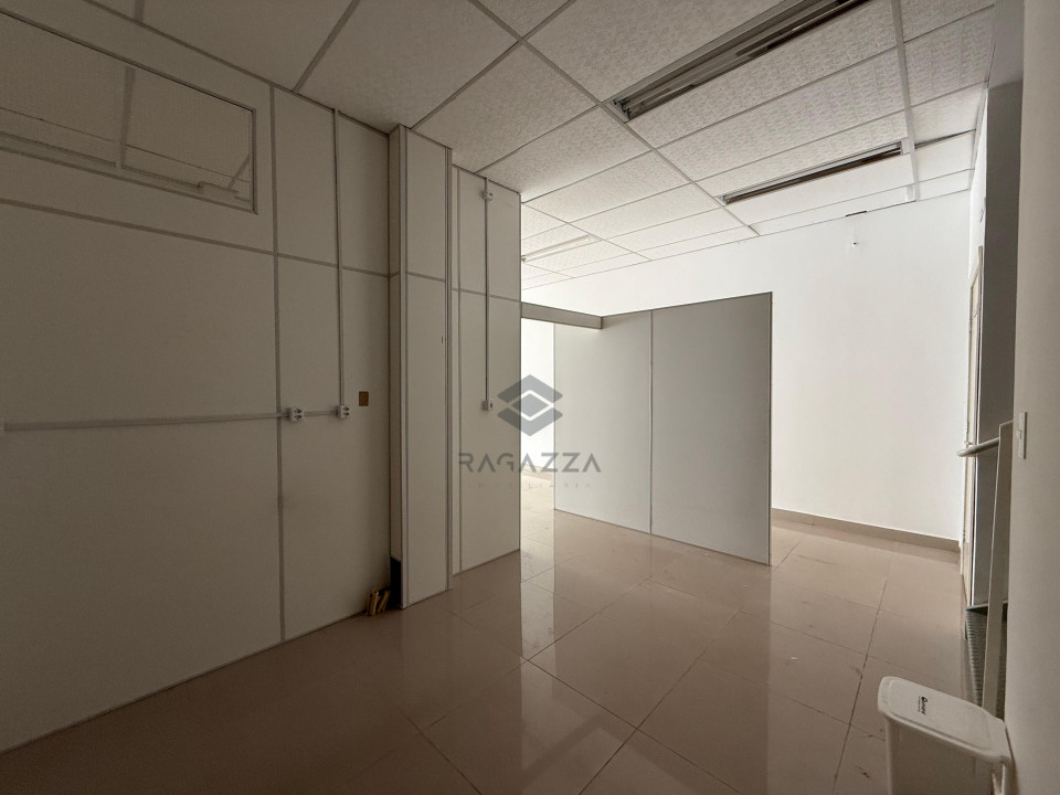 Imagens do imóveis PRÉDIO COMERCIAL PARA LOCAÇÃO | ZONA LESTE - PRÓXIMO À AV. SÃO JOÃO | LONDRINA/PR