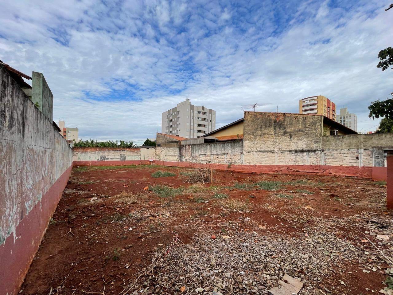 Imagens do imóveis Terreno padrão à Venda, Jardim América, Londrina, PR