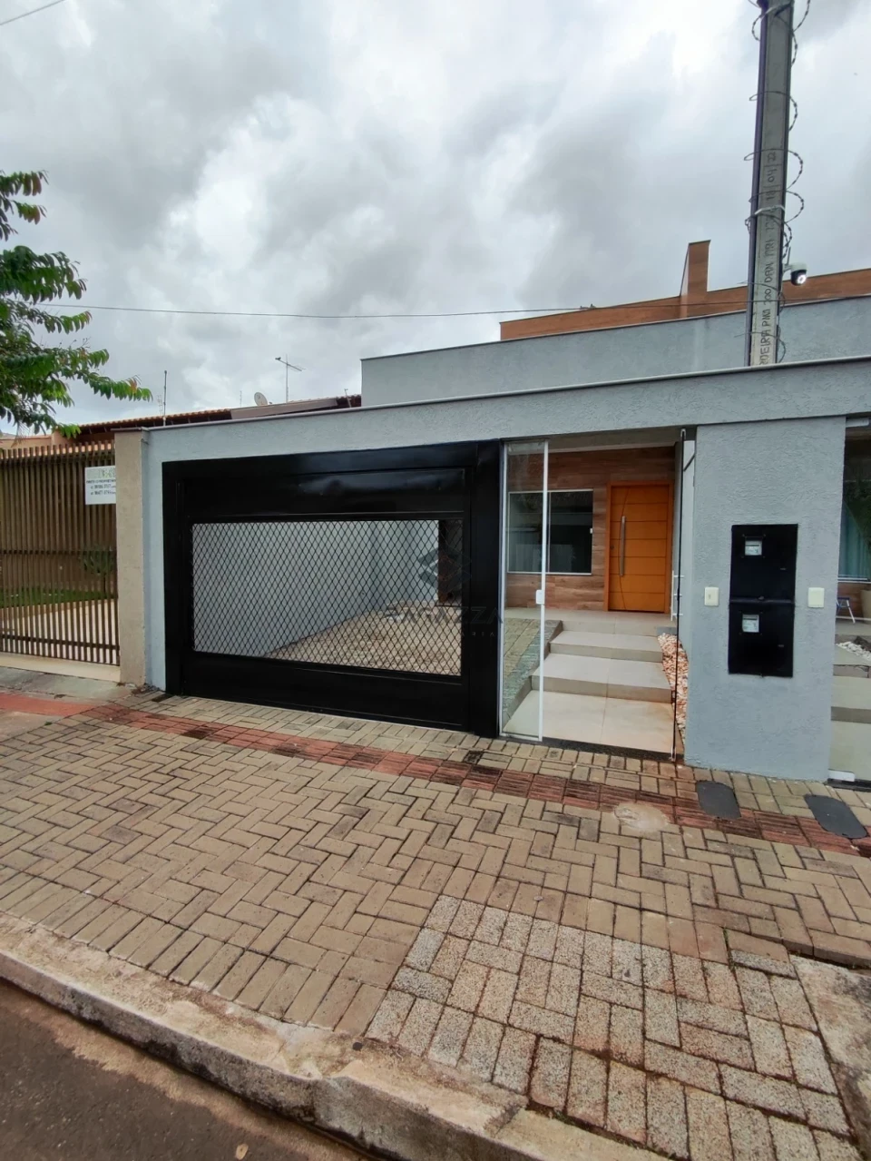 Imagens do imóveis Casa para locação e venda – Zona Leste de Londrina