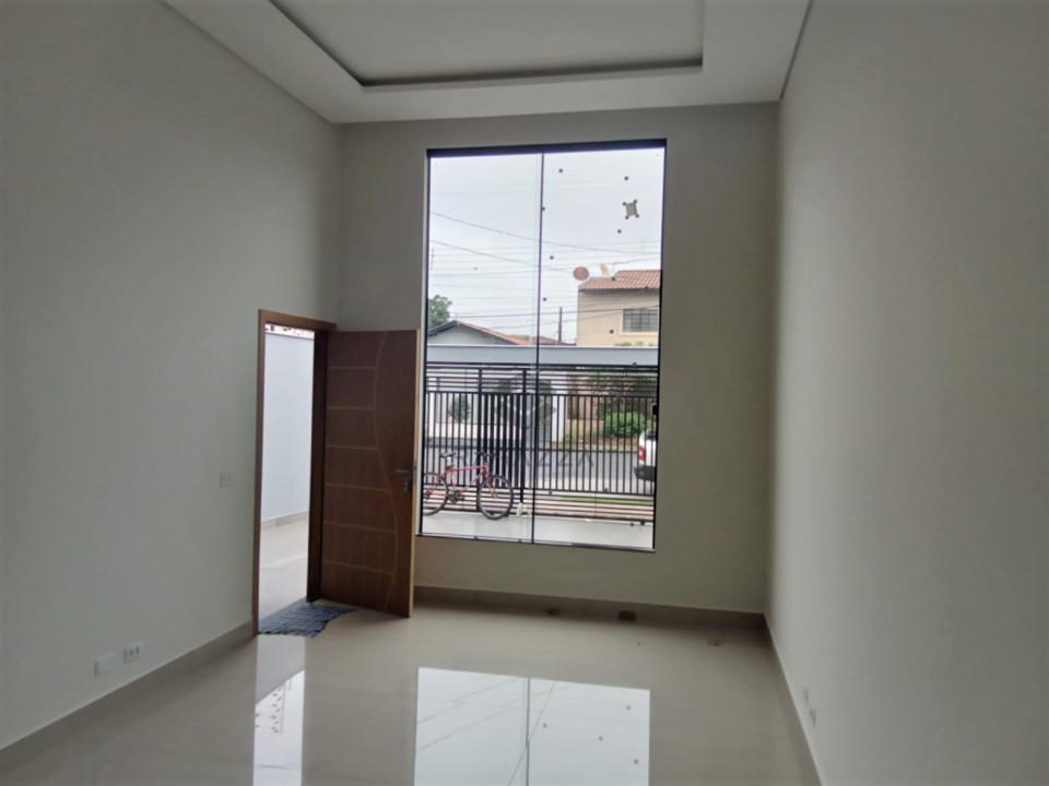 Imagens do imóveis Vendo casa com 3 quartos e 1 suíte no Vale do Cedro