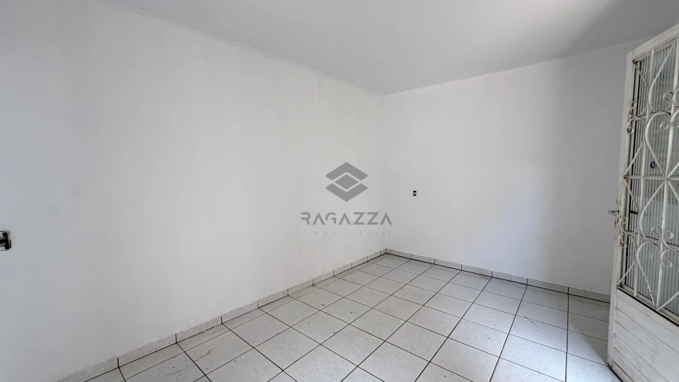 Imagens do imóveis CASA COMPLETA PARA LOCAÇÃO – BAIRRO BANCÁRIOS