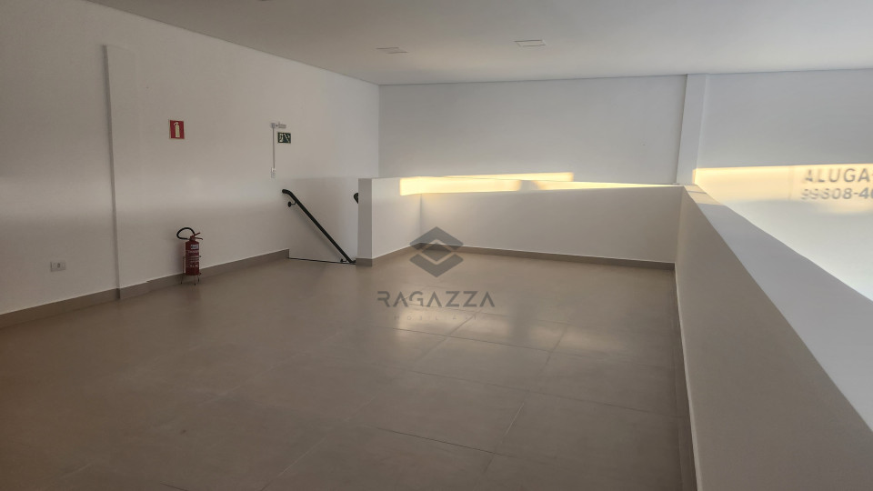 Sala comercial para locação em Cambé, PR