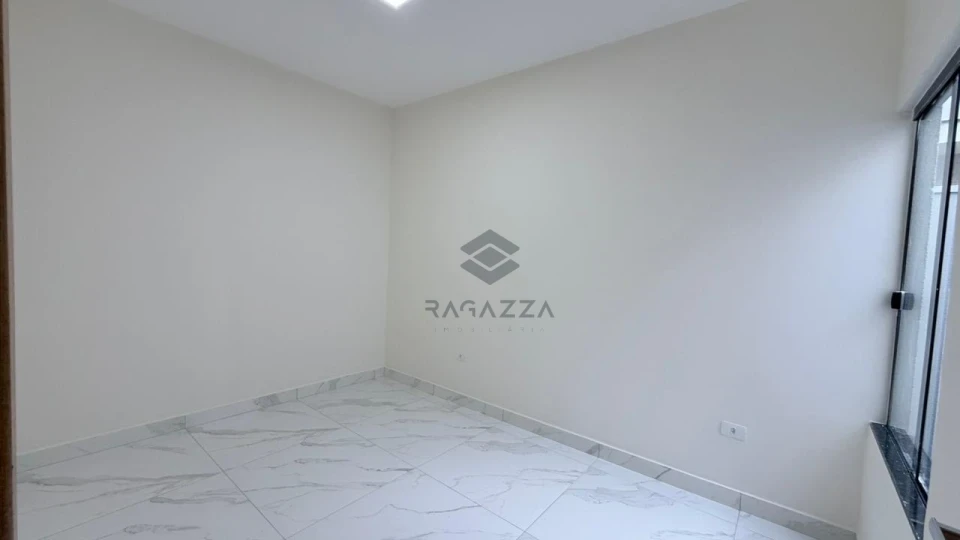 Imagens do imóveis Casa Moderna e Sofisticada à Venda