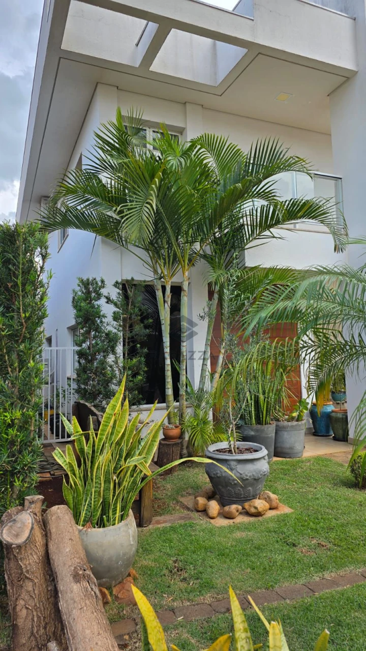 Imagens do imóveis Casa em Condomínio Fechado para Locação – Royal Maison | Londrina