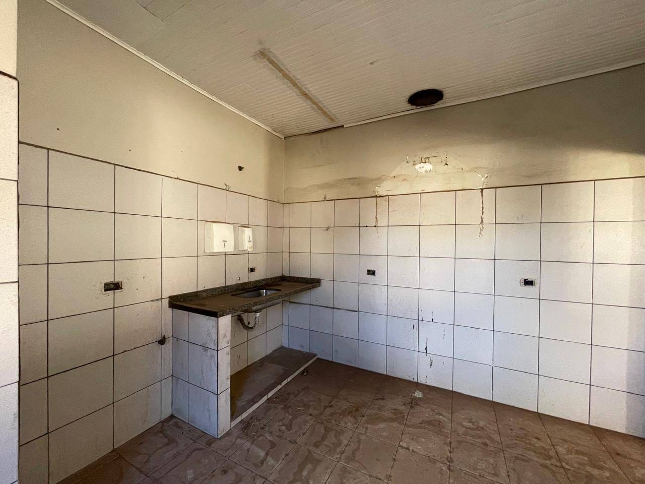 Imagens do imóveis Pavilhão à Venda, Coroados, Londrina, PR