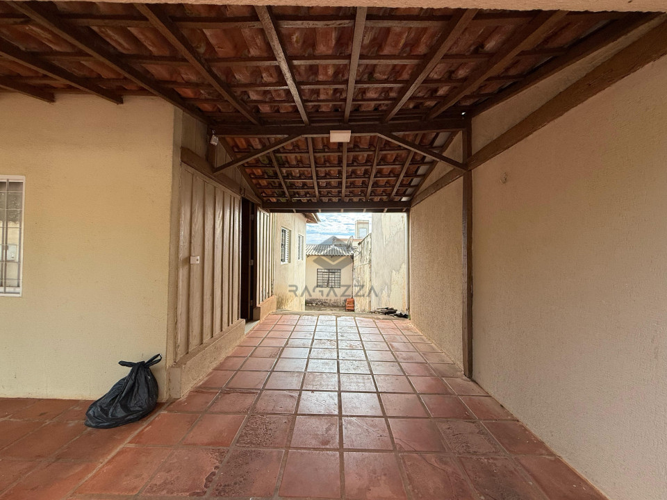 Casa à venda na região Oeste de Londrina