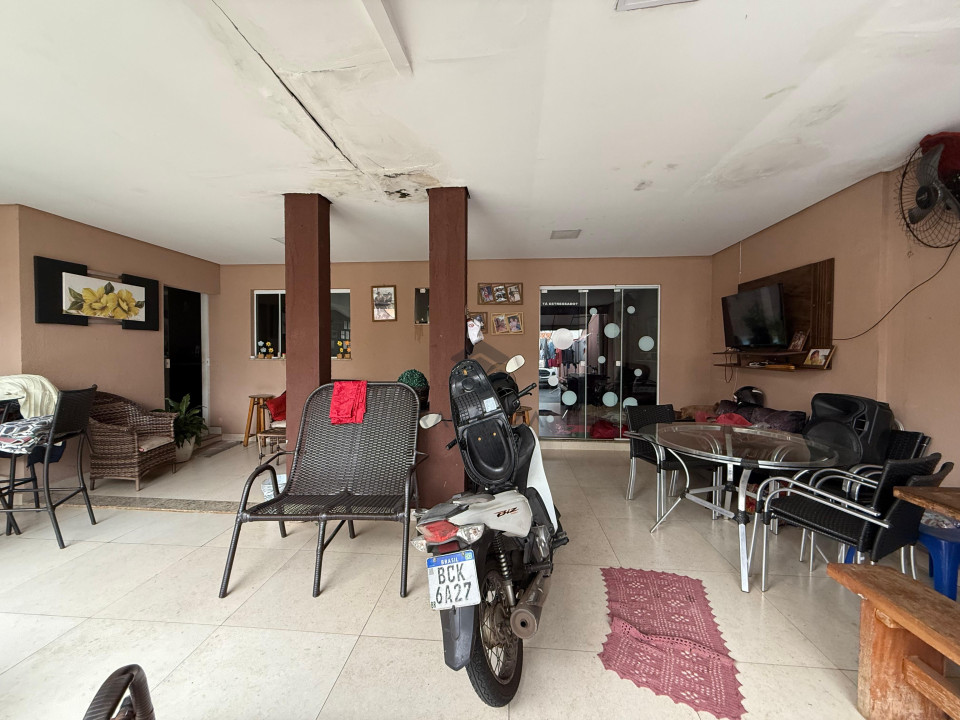 Casa à Venda – Jardim São Tomás, Zona Oeste de Londrina