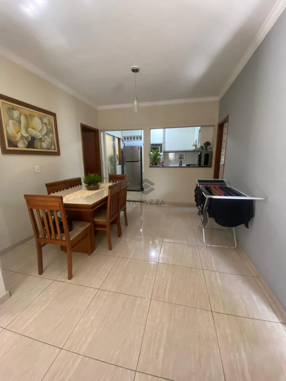 Imagens do imóveis CASA DE ESQUINA À VENDA – ZONA NORTE DE LONDRINA