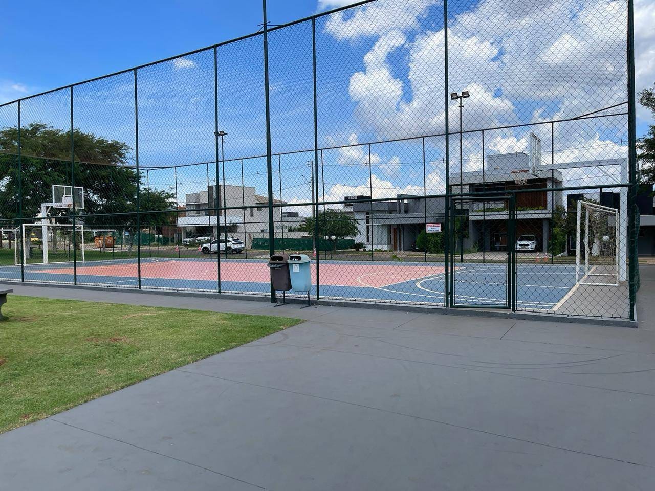 Imagens do imóveis Terreno à venda no Jardim Morumbi, Londrina, PR