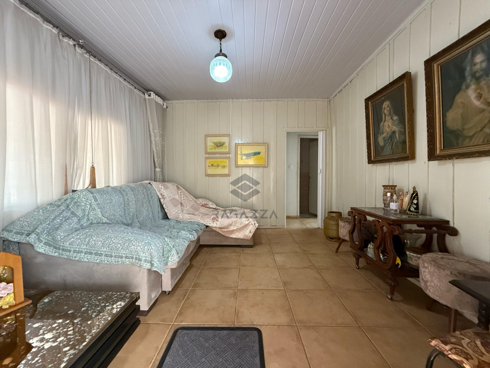 Casa à venda na região Oeste de Londrina